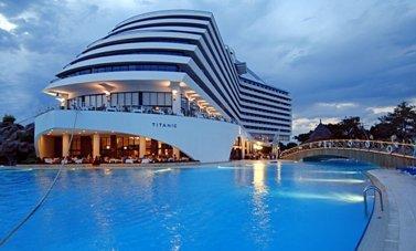 تور ترکیه هتل تایتانیک دلوکس - آژانس آفتاب ساحل آبی